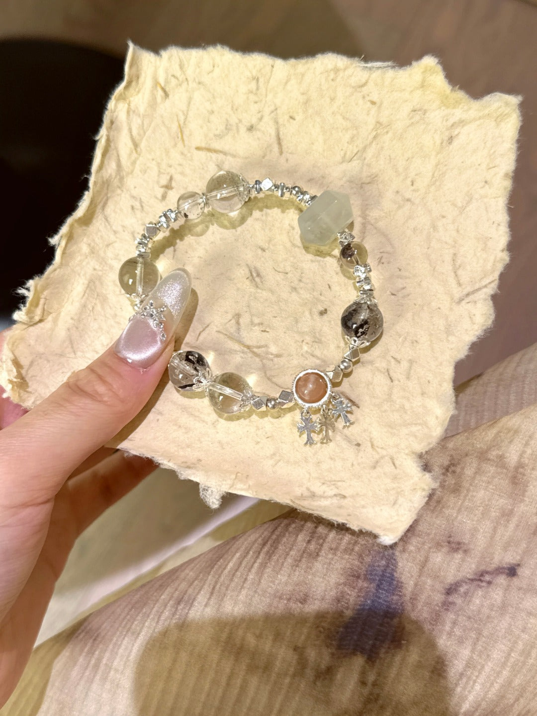 ▫️▪️ Green Ghost Shining Sunstone Double-Pointed Bracelet